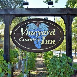 Vineyard Country Inn photo