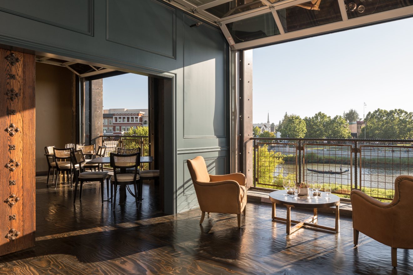 Arch & Tower | Robert Mondavi