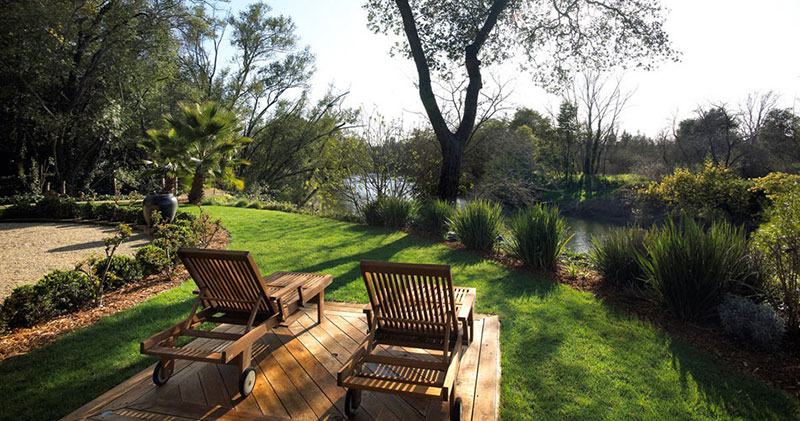 slideshow_chairswithview_millikencreek